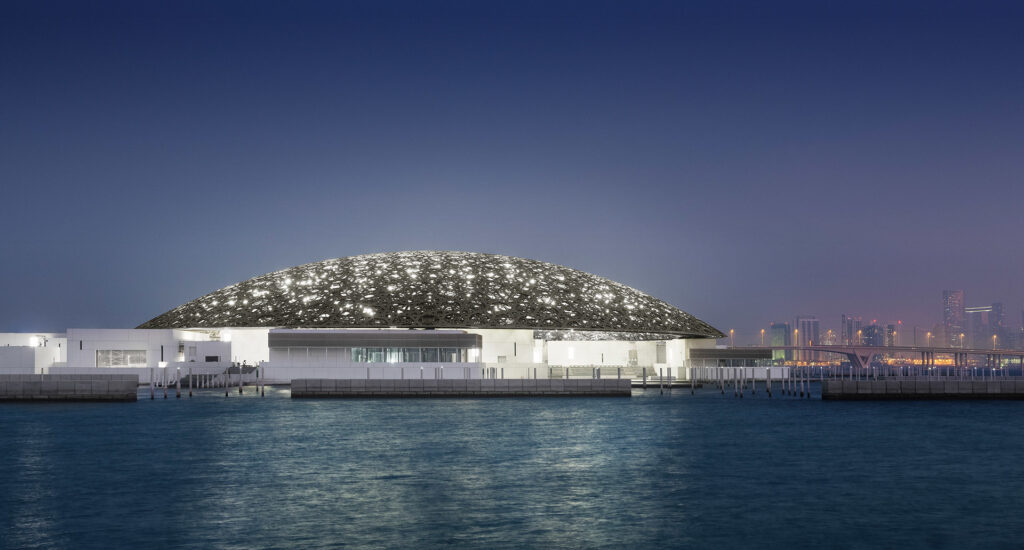 From Dubai: Abu Dhabi City Tour + Lunch