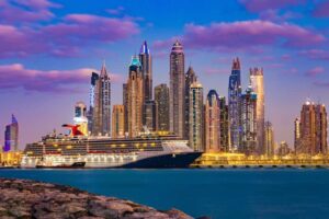 Shore Excursions in Dubai with Mein Schiff